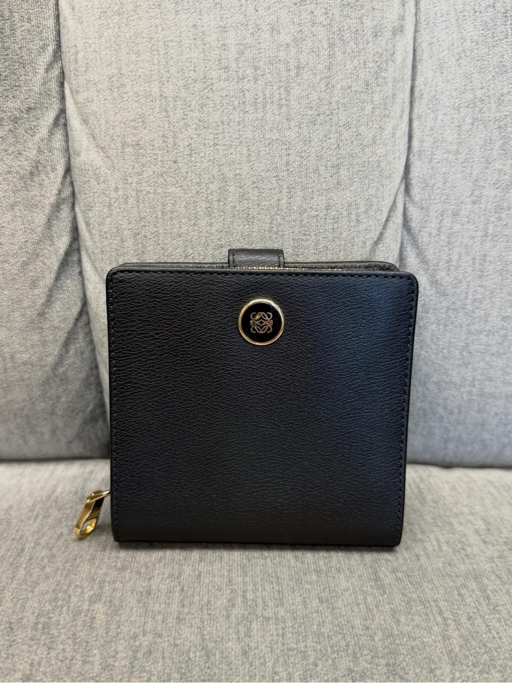 Loewe Black Leather Wallet With Gold Emblem